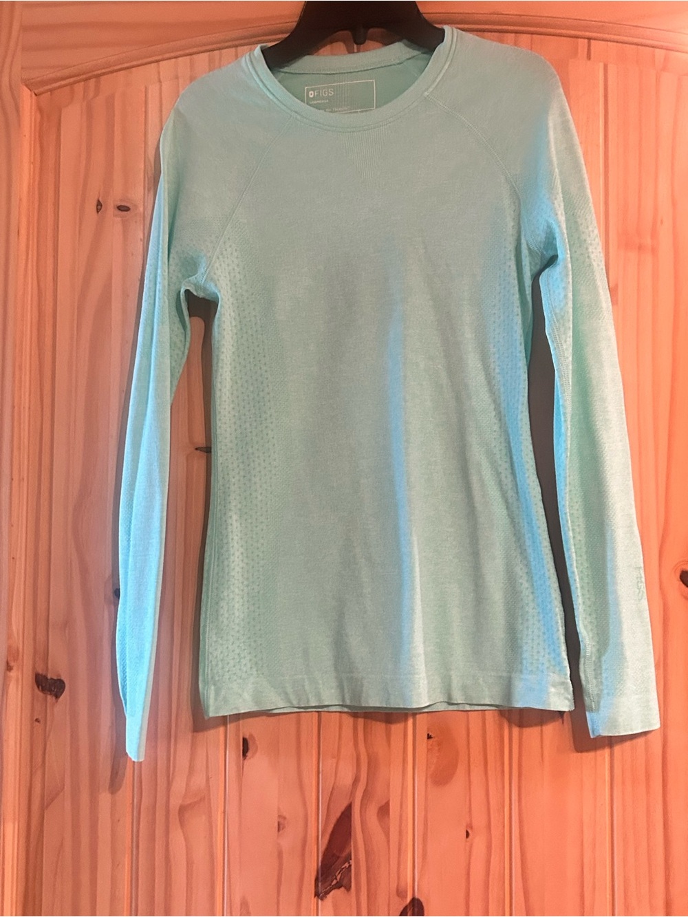 FIGS Women's Long-Sleeve  undershirt Mint NWOT